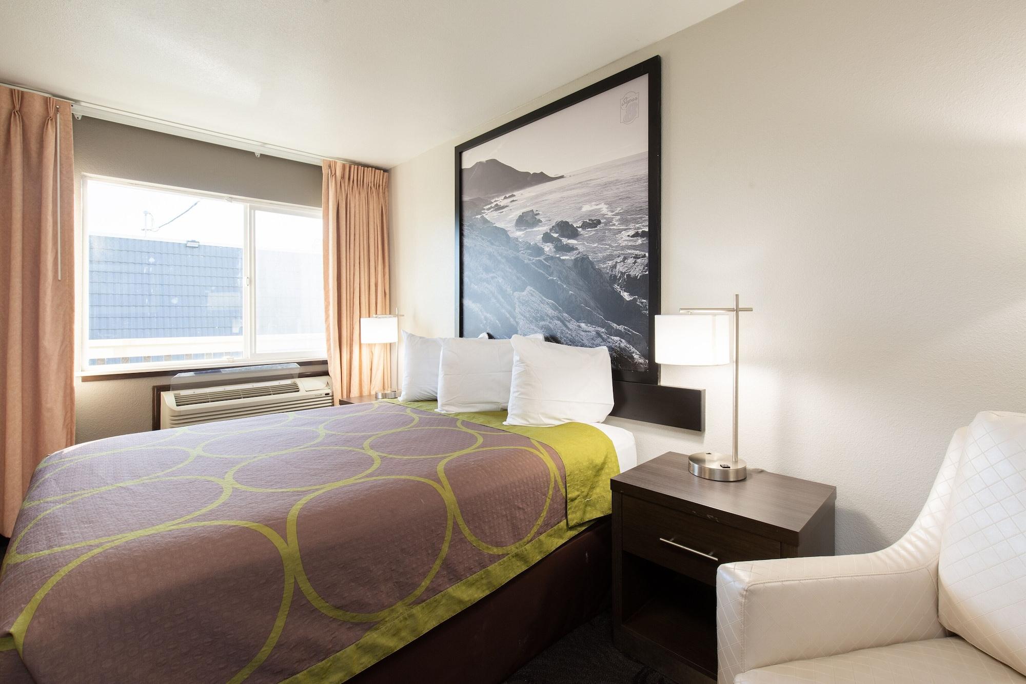 Super 8 By Wyndham Eureka Hotel Buitenkant foto